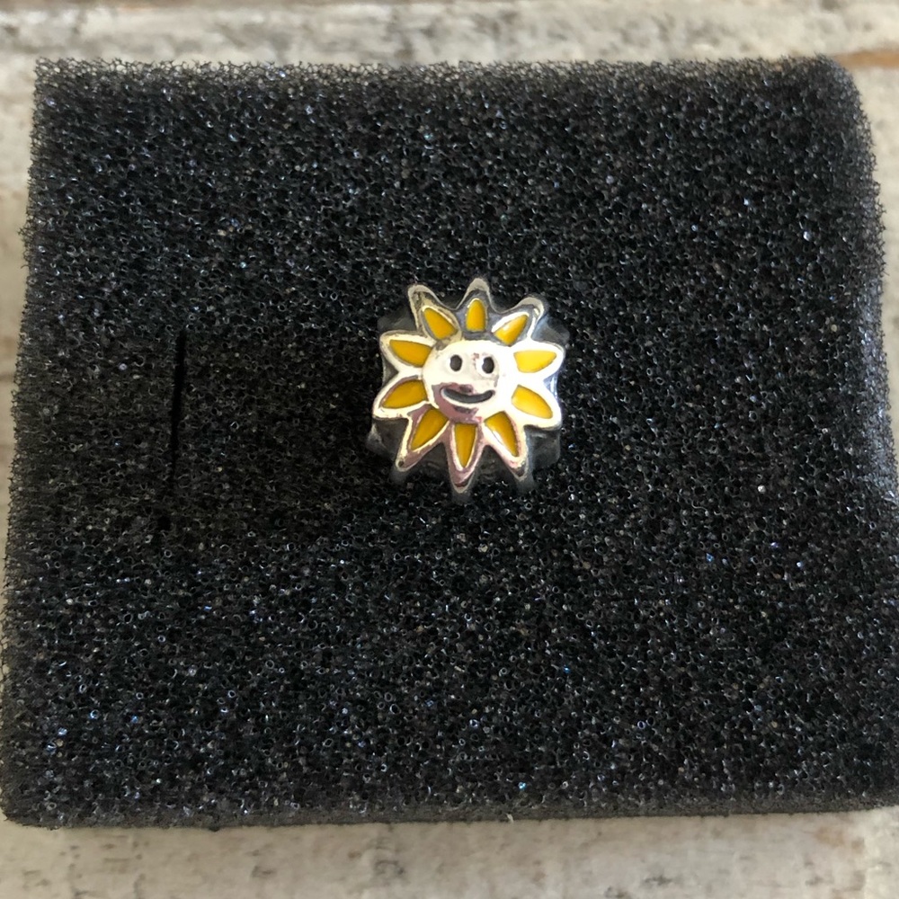 Pandora Retired Sunshine Charm 🌞